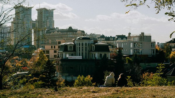 Prêt à embarquer pour une croisière en solo inoubliable ? découvrez nos astuces pour célibataires aventureux !